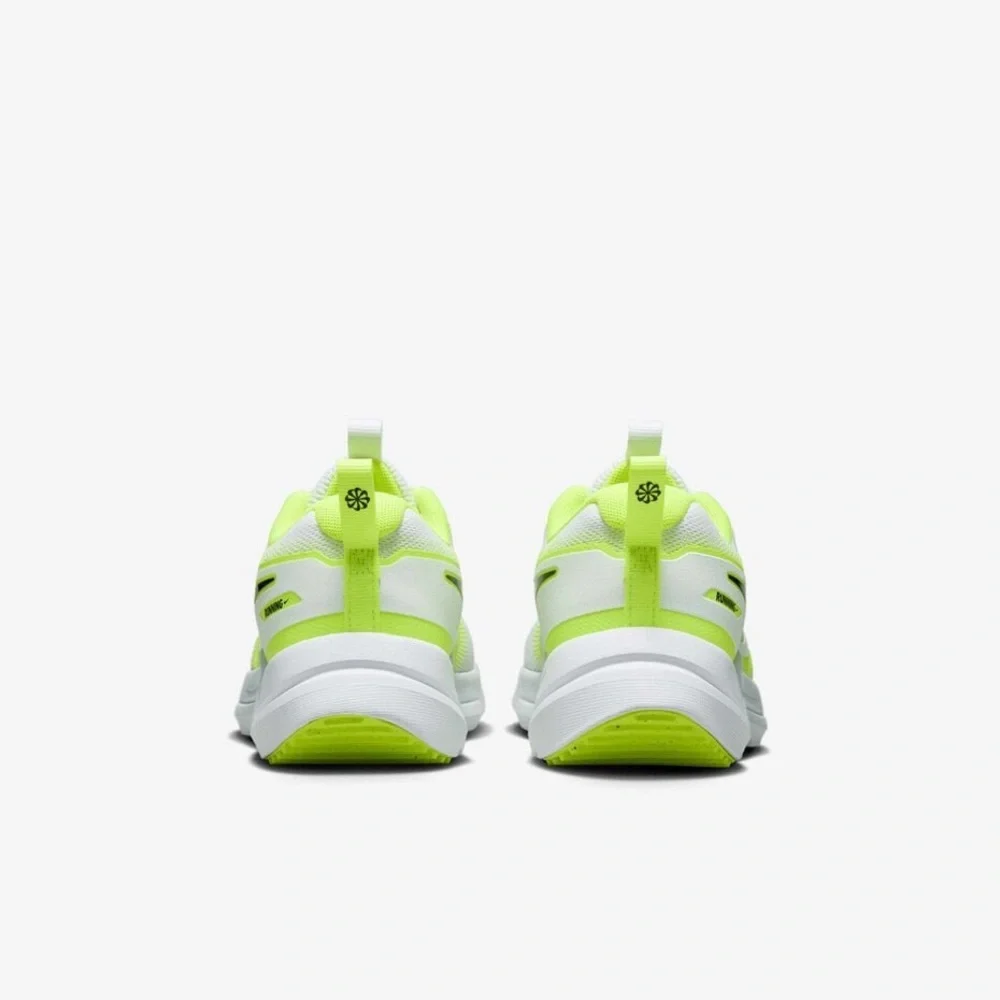 Nike Cosmic Runner Older Kids' Road Running‎ Shoes